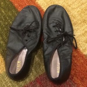 Black jazz shoes